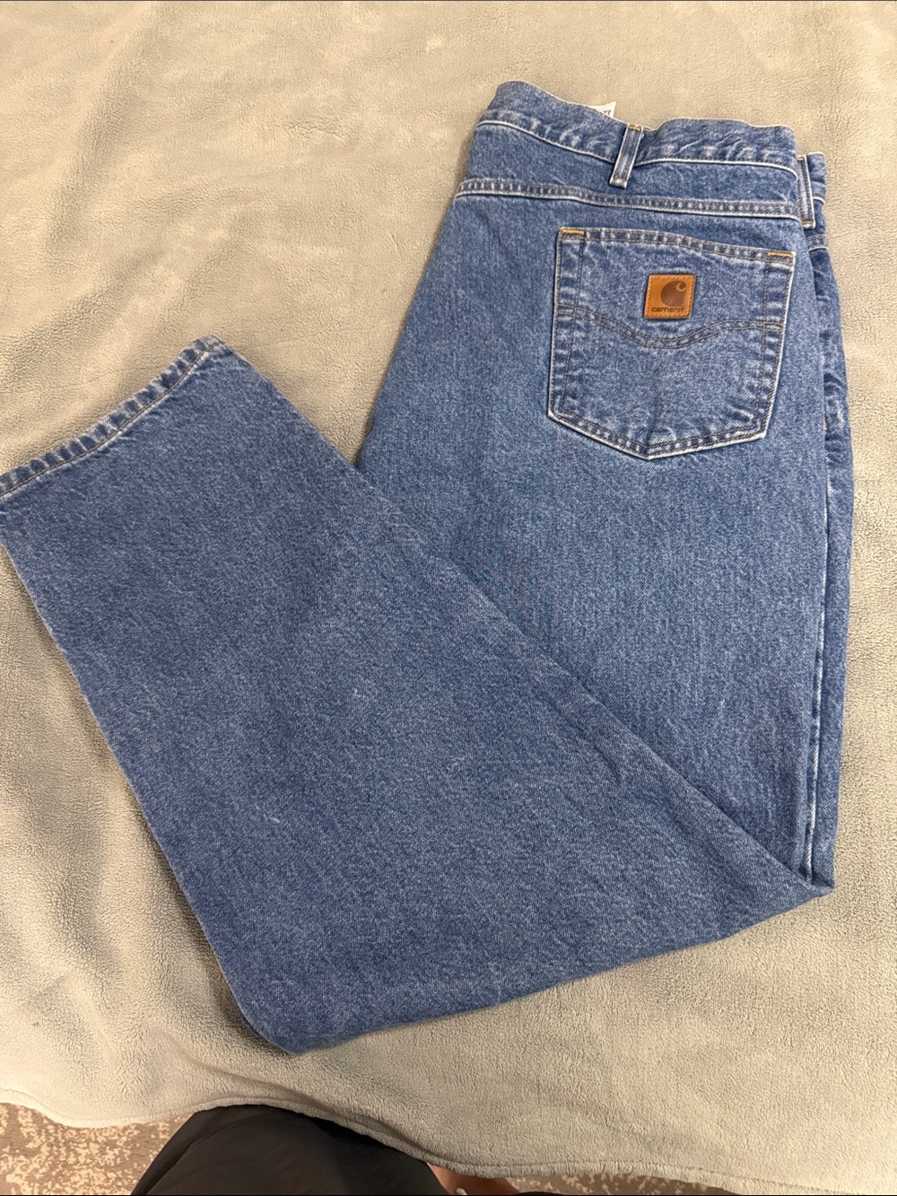 Carhartt Men's Classic Blue Straight Jeans with Patch